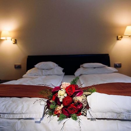 Hotel Transylvania Zalău Zewnętrze zdjęcie