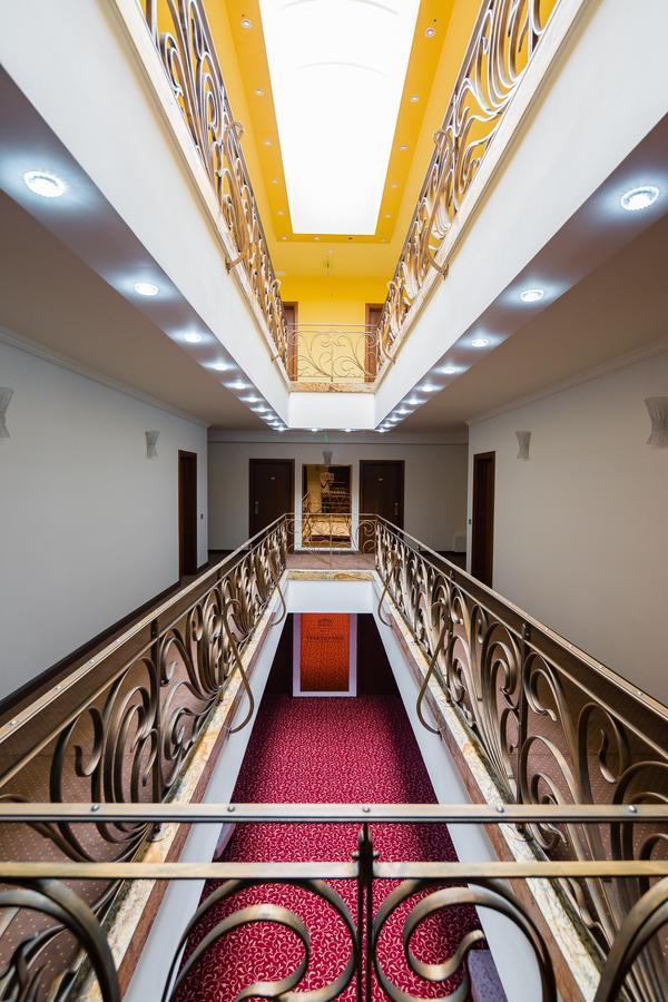 Hotel Transylvania Zalău Zewnętrze zdjęcie