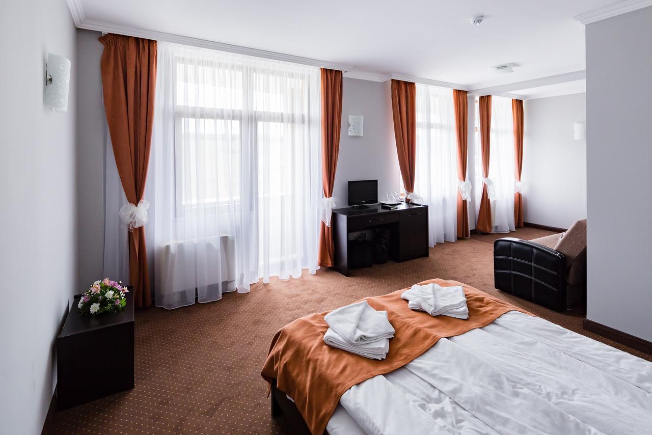 Hotel Transylvania Zalău Zewnętrze zdjęcie