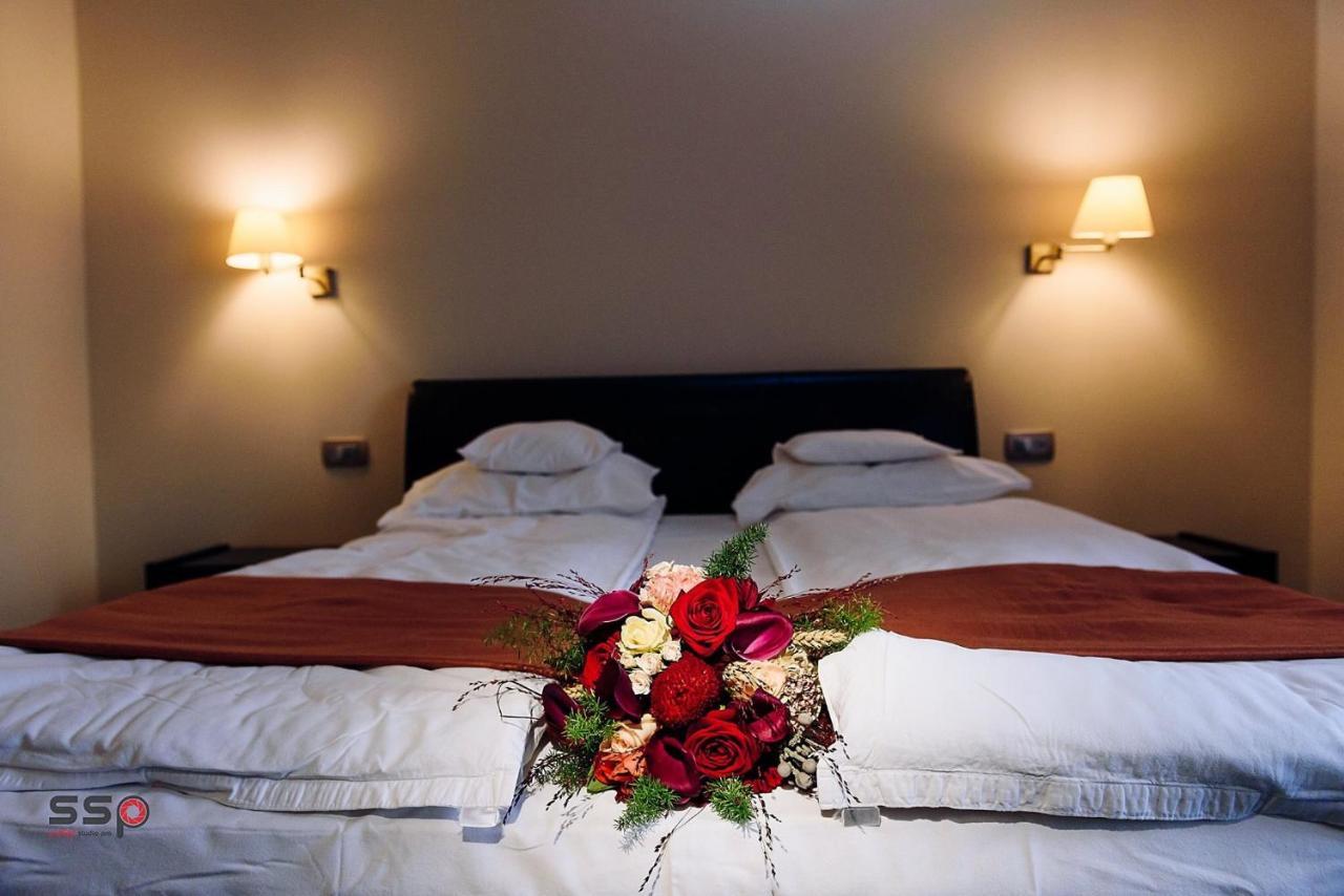 Hotel Transylvania Zalău Zewnętrze zdjęcie